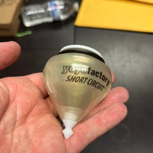 Yoyoclubs Short Circuit Spintop